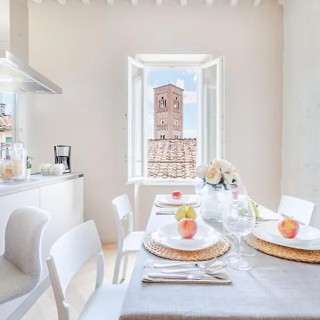 Apartment The White Penthouse Lucca