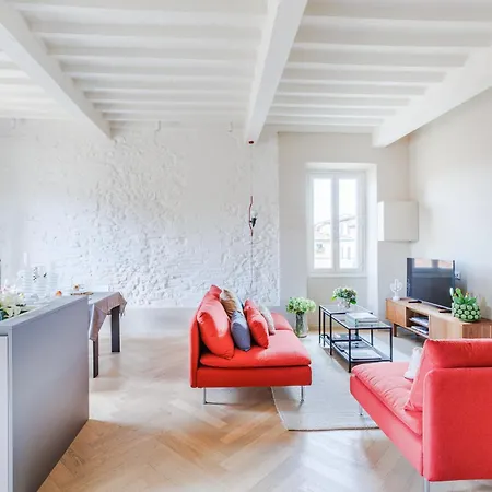 Apartment The White Penthouse