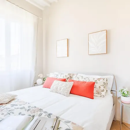 The White Penthouse * Lucca